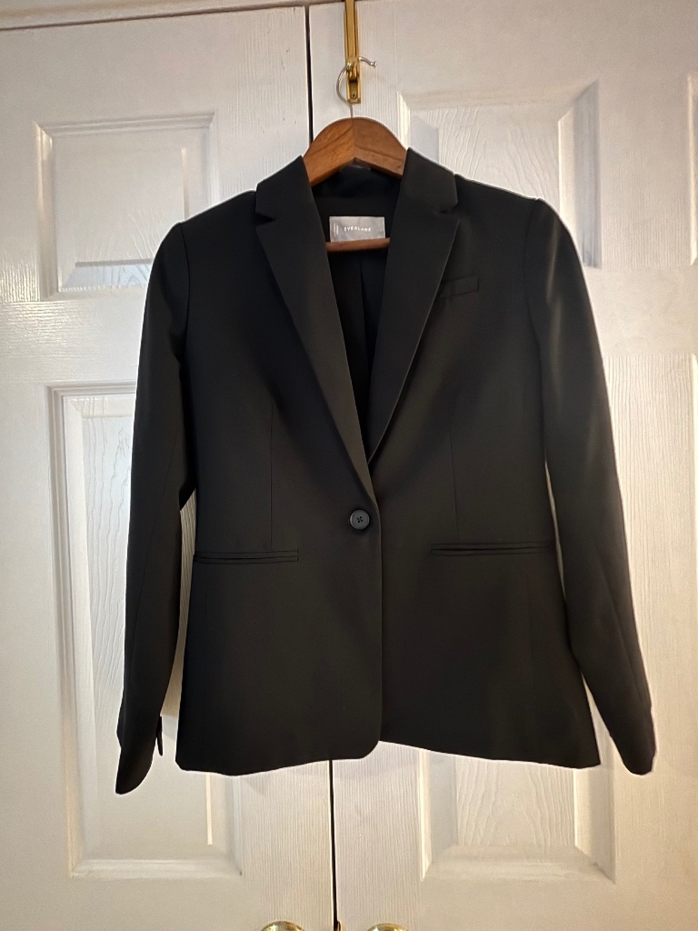 Everlane black wool blazer in Size 0